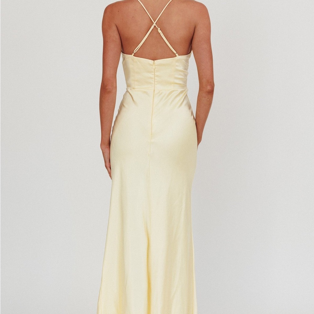 Selfie Leslie- Summer Of Love Lace Trim Maxi Dress Lemon - Picture 2 of 3